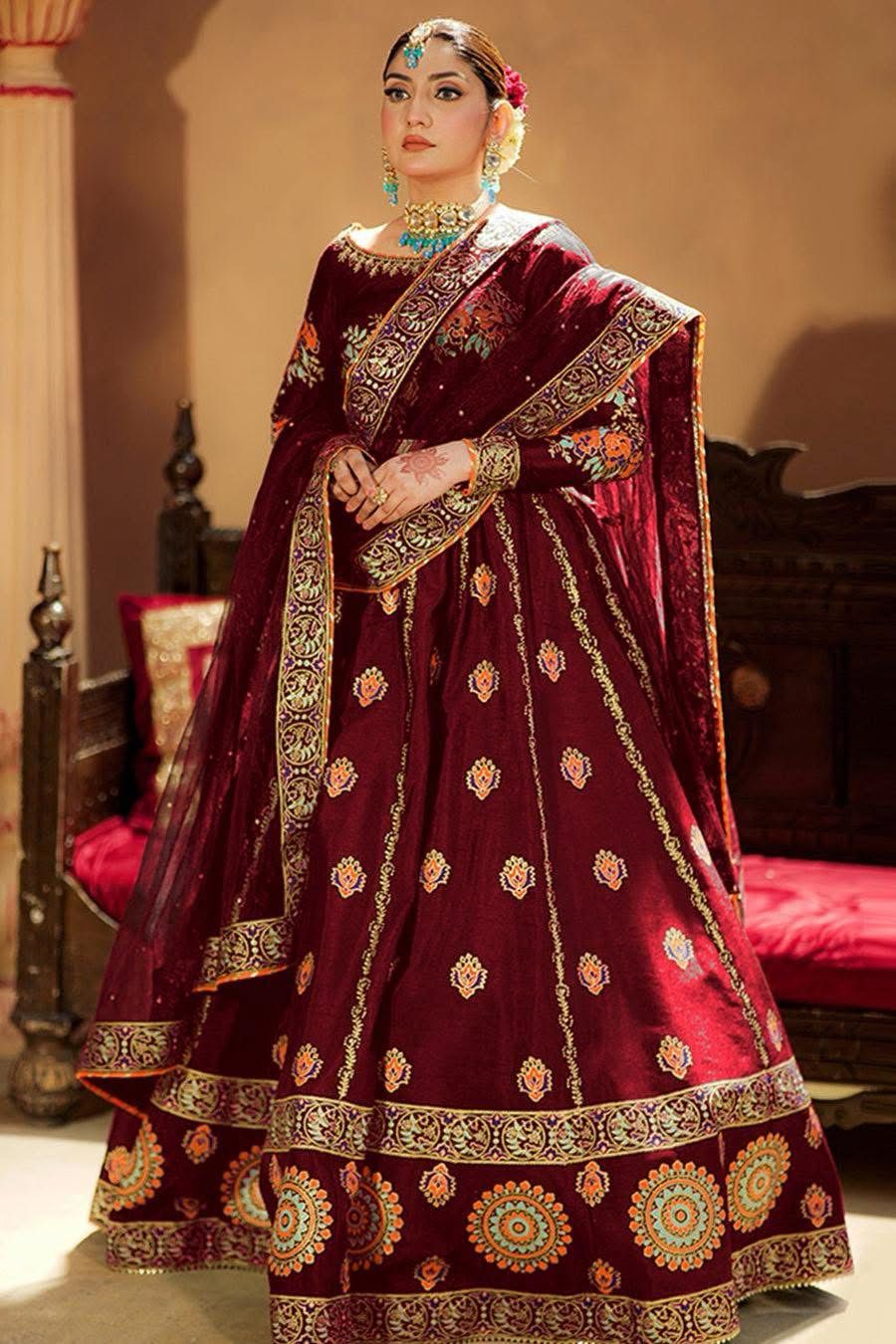 Shemoz Silk Embroidered Lehnga Choli (4pc Set) - Image 3