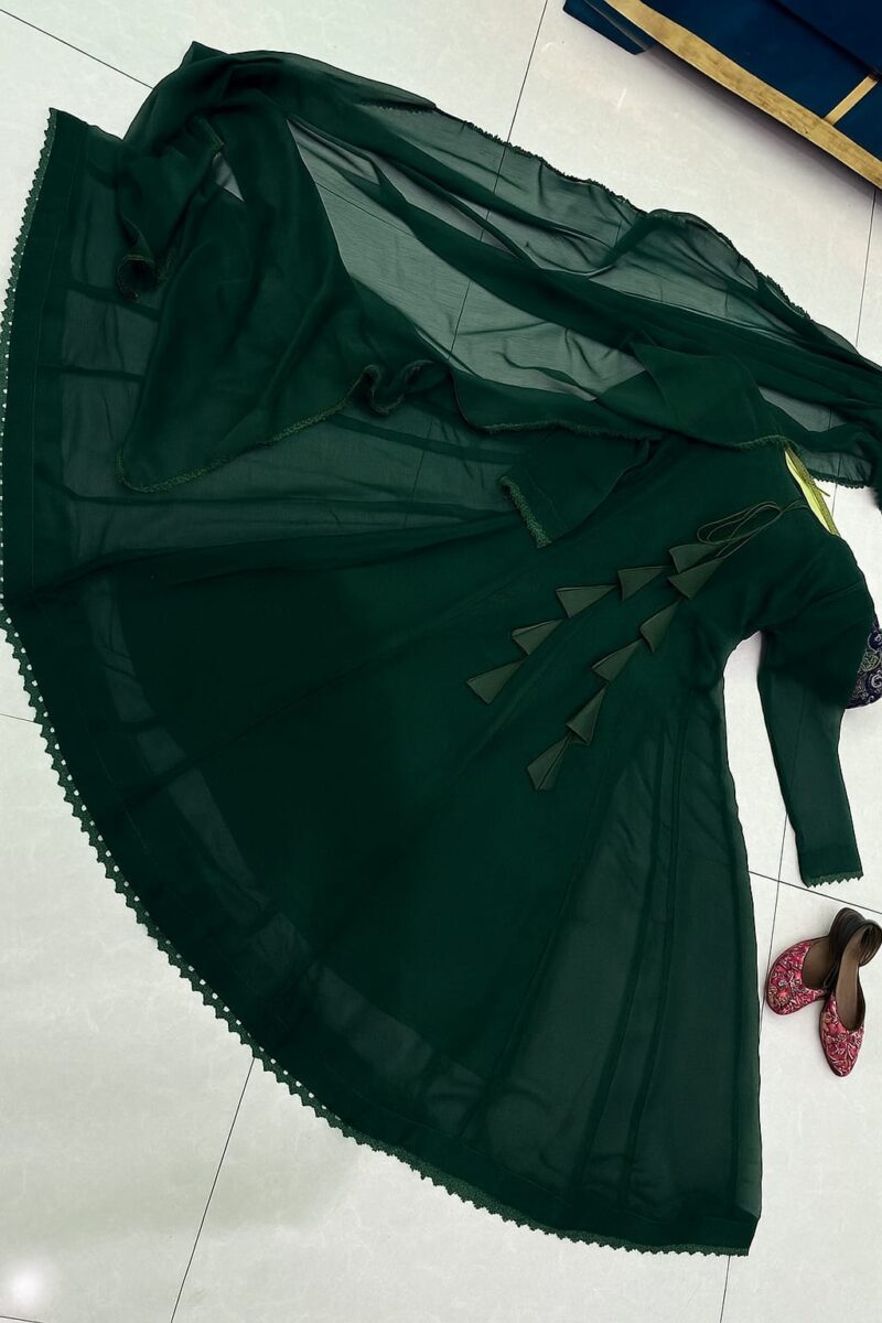 Chiffon Maxi with 4-Side Lace Dupatta 2PC - Image 2
