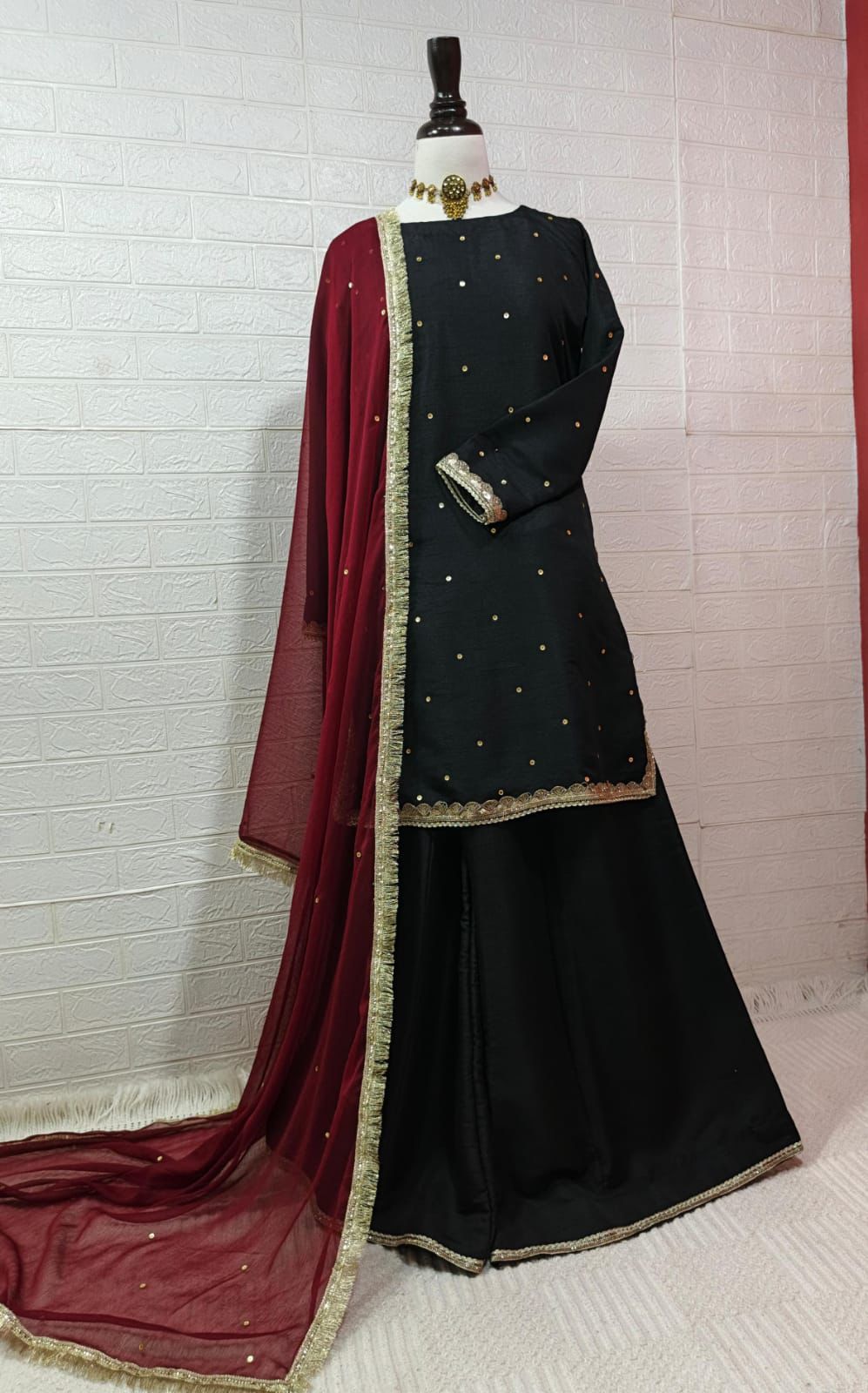 Garara Festive Luxe 3PC Rawsilk & Chiffon Suit - Image 3