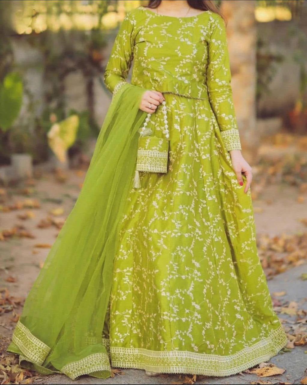 Shemoz Silk Embroidered Lehnga Choli with Potli & Dupatta - Image 3